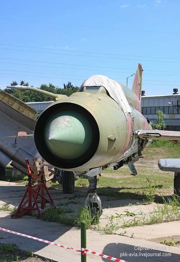 Máy bay MiG-21SMT